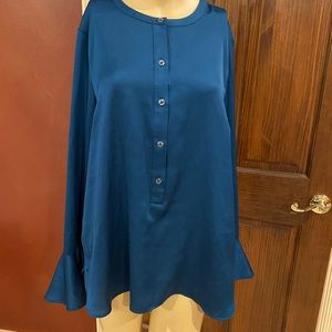 DKNY women’s shirt